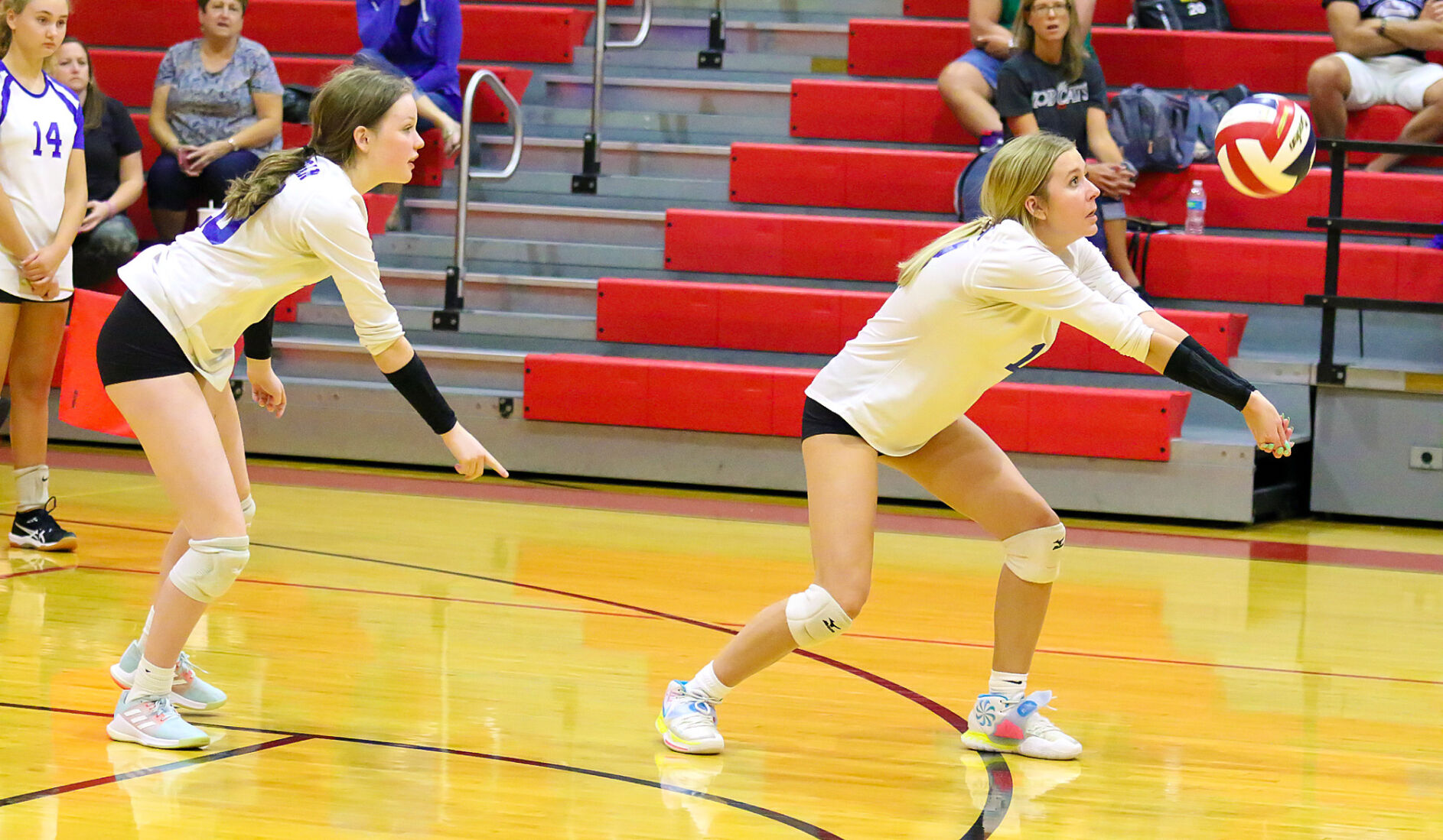 Incarnate Word vs. Lutheran St. Charles girls volleyball